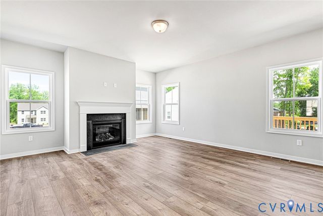 4313 Poplar Village Dr, Chester, VA 23831