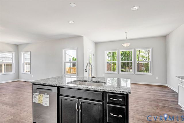 4313 Poplar Village Dr, Chester, VA 23831
