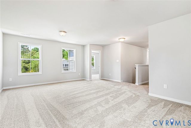 4313 Poplar Village Dr, Chester, VA 23831
