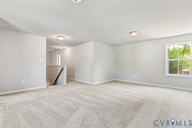 4313 Poplar Village Dr, Chester, VA 23831