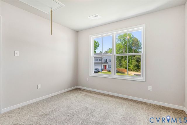 4313 Poplar Village Dr, Chester, VA 23831