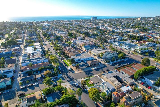 1404 Thomas Ave, San Diego, CA 92109