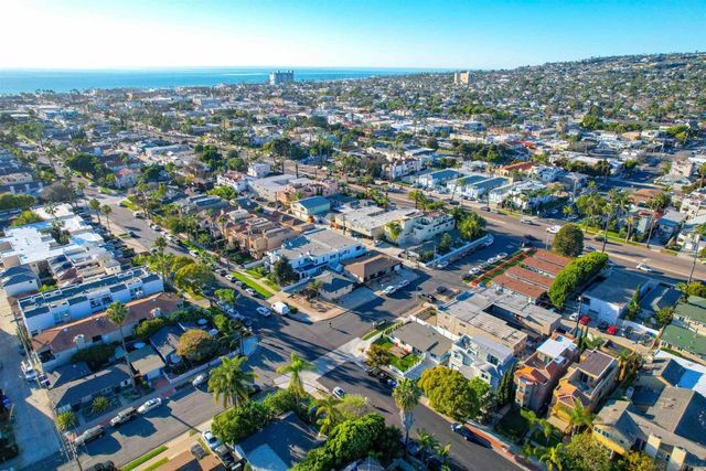 1404 Thomas Ave, San Diego, CA 92109