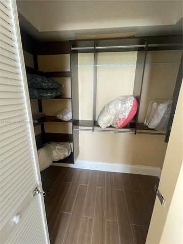 951 Brickell Ave 3506, Miami, FL 33131