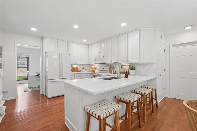 235 Carriage Station Circle, Roswell, GA 30075