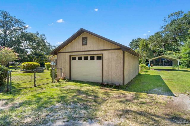 4285 Seventh Ave, Pace, FL 32571