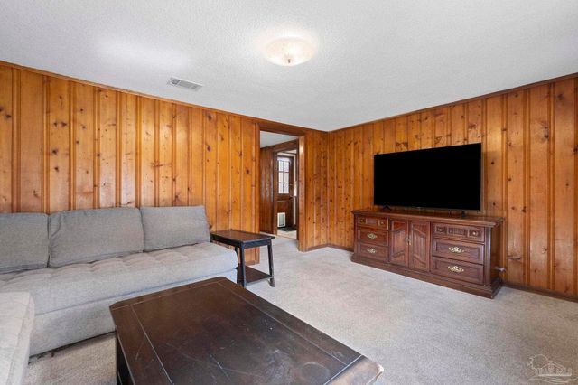 4285 Seventh Ave, Pace, FL 32571