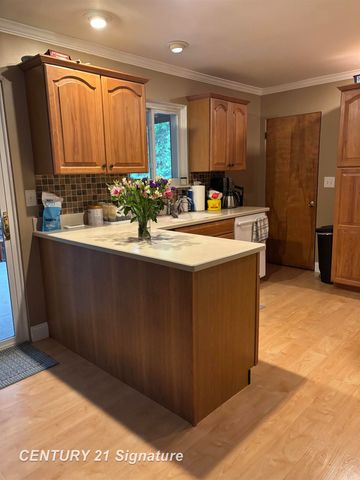 5 Valentine Court, Saginaw, MI 48638