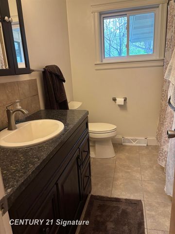 5 Valentine Court, Saginaw, MI 48638