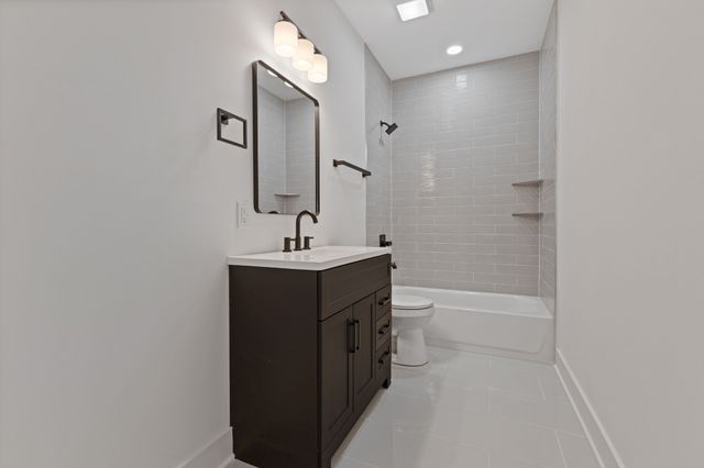 2715A Delaware Ave, Nashville, TN 37209