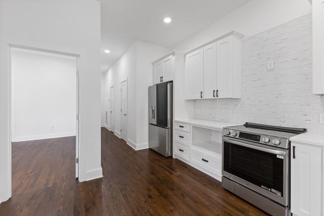 2715A Delaware Ave, Nashville, TN 37209