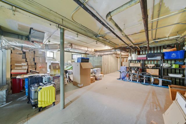 425 Greenwood Street 1E, Evanston, IL 60201