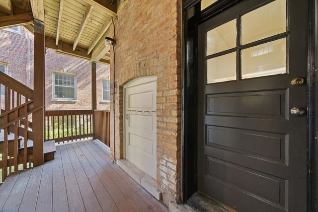 425 Greenwood Street 1E, Evanston, IL 60201