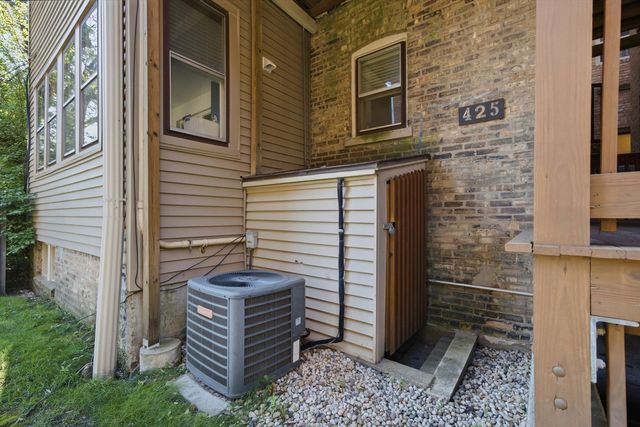 425 Greenwood Street 1E, Evanston, IL 60201