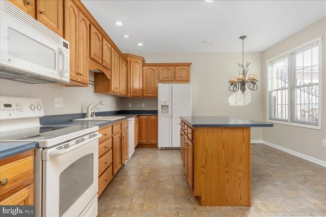 1845 MERIDIAN DR, Hagerstown, MD 21742