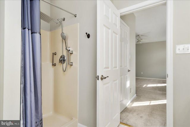 1845 MERIDIAN DR, Hagerstown, MD 21742