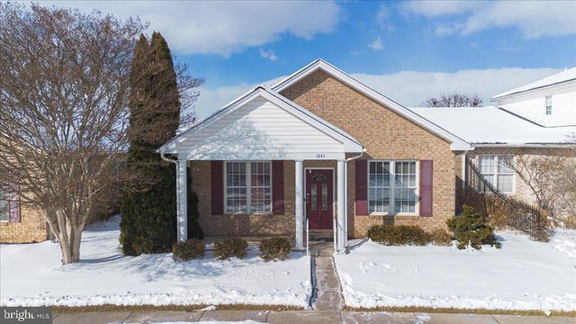 1845 MERIDIAN DR, Hagerstown, MD 21742