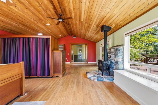 18354 Boogie Hill Rd, Nevada City, CA 95959