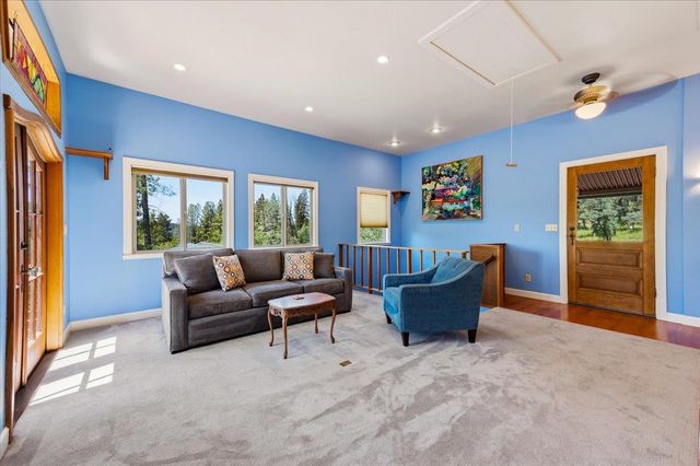 18354 Boogie Hill Rd, Nevada City, CA 95959