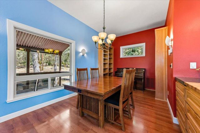 18354 Boogie Hill Rd, Nevada City, CA 95959