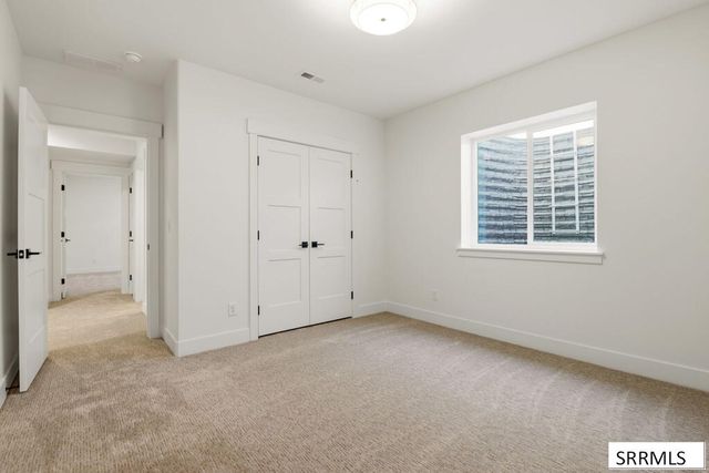 32 N Hemlock Lane, Rigby, ID 83442