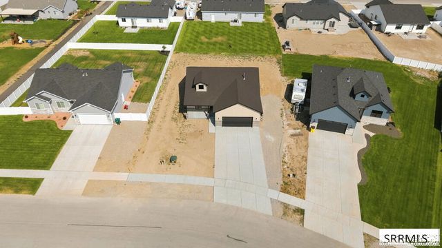 32 N Hemlock Lane, Rigby, ID 83442