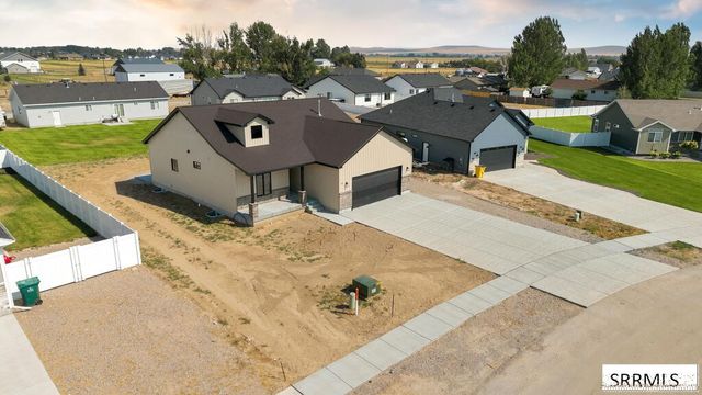32 N Hemlock Lane, Rigby, ID 83442
