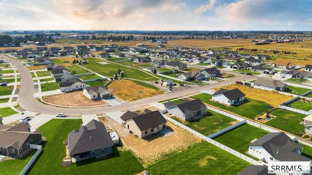32 N Hemlock Lane, Rigby, ID 83442