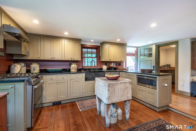 38 Old Turnpike Road, Litchfield, CT 06750