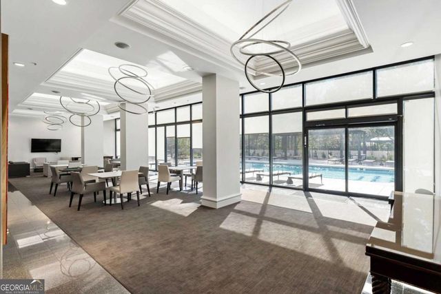 2660 Peachtree Road NW 10H, Atlanta, GA 30305