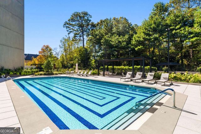 2660 Peachtree Road NW 10H, Atlanta, GA 30305