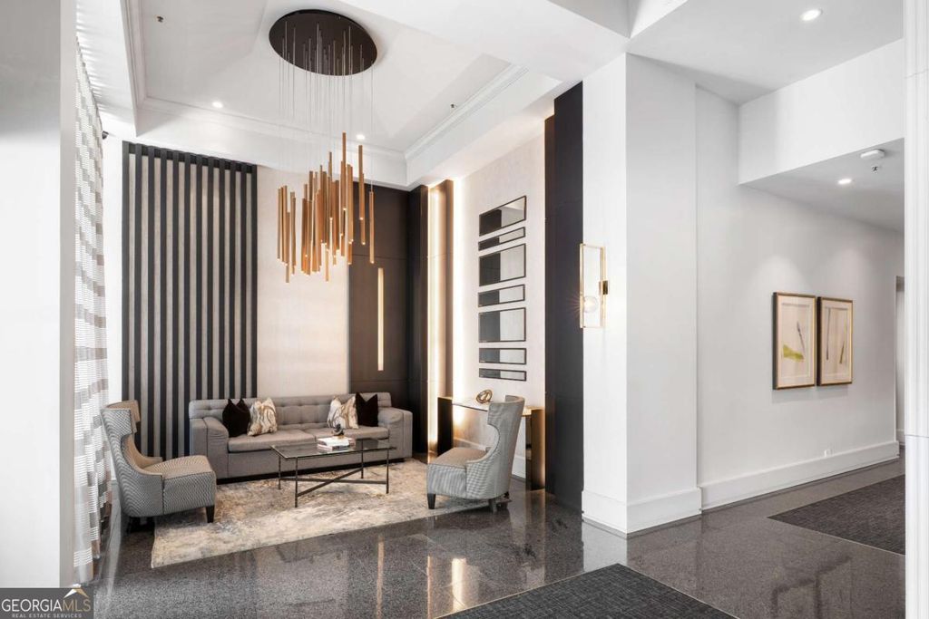 2660 Peachtree Road NW 10H, Atlanta, GA 30305