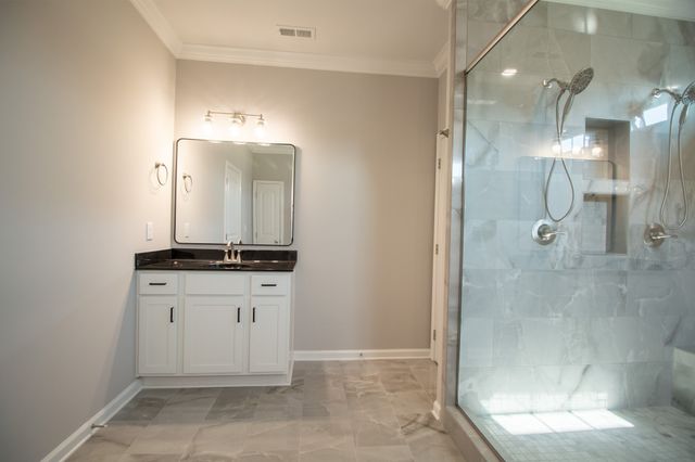 123 Bellshire, Clarksville, TN 37043