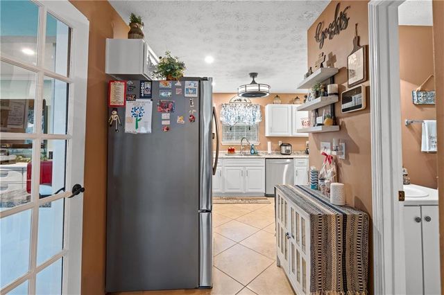 1380 Pebble Beach Lane, Hampton, GA 30228