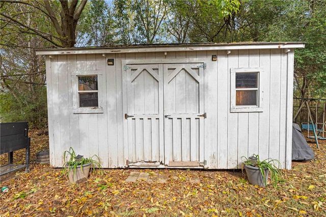 1380 Pebble Beach Lane, Hampton, GA 30228