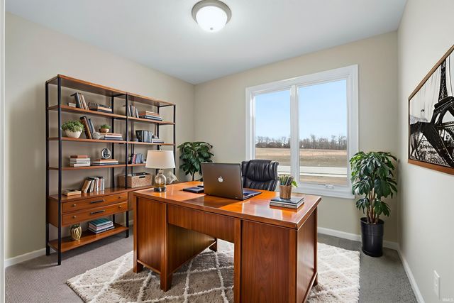 180 Longrifle Road, Warsaw, IN 46580