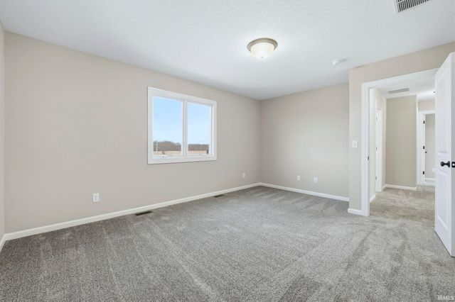 180 Longrifle Road, Warsaw, IN 46580