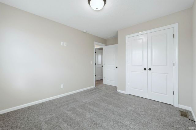 180 Longrifle Road, Warsaw, IN 46580