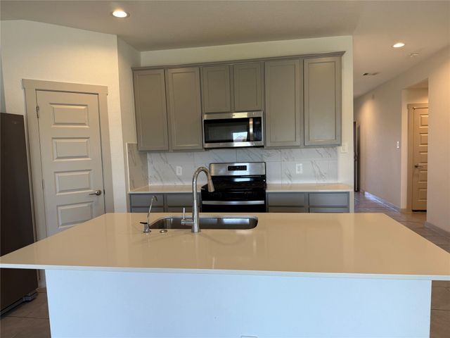 30007 Reagans Ranch Drive, Katy, TX 77494