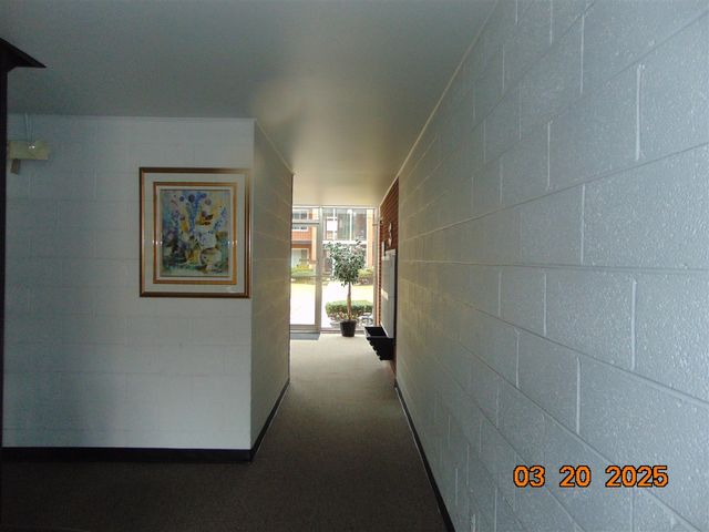 2915 W 13 Mile Road 308, Royal Oak, MI 48073