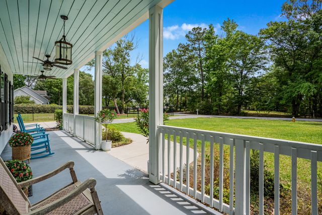 5681 Captain Kidd Road, Hollywood, SC 29449