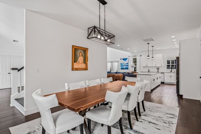 5681 Captain Kidd Road, Hollywood, SC 29449