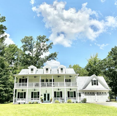 5681 Captain Kidd Road, Hollywood, SC 29449