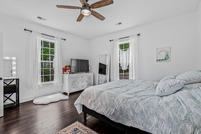 5681 Captain Kidd Road, Hollywood, SC 29449