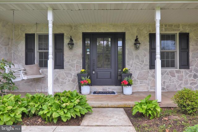 348 GAREY RD, Douglassville, PA 19518