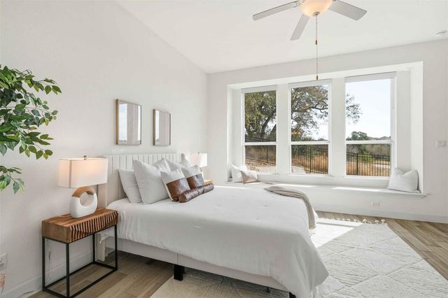 104 Corbin Ave, Georgetown, TX 78628