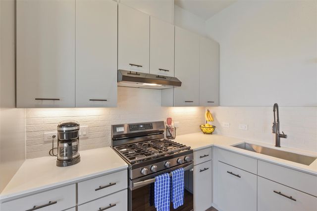 4510 Terry O LN 419, Austin, TX 78745