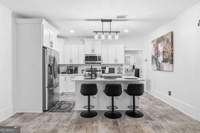 407 Saint Regis Drive, Oxford, GA 30054