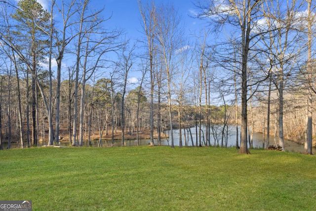 407 Saint Regis Drive, Oxford, GA 30054