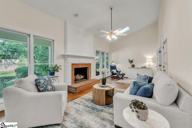 109 Comstock Court, Greer, SC 29650